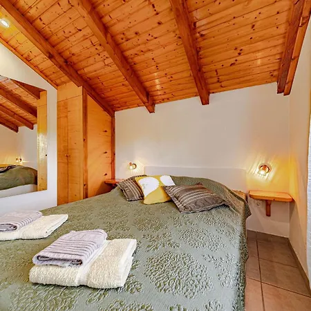 Pool House Potirna - Happy Apartment Blato (Korcula)